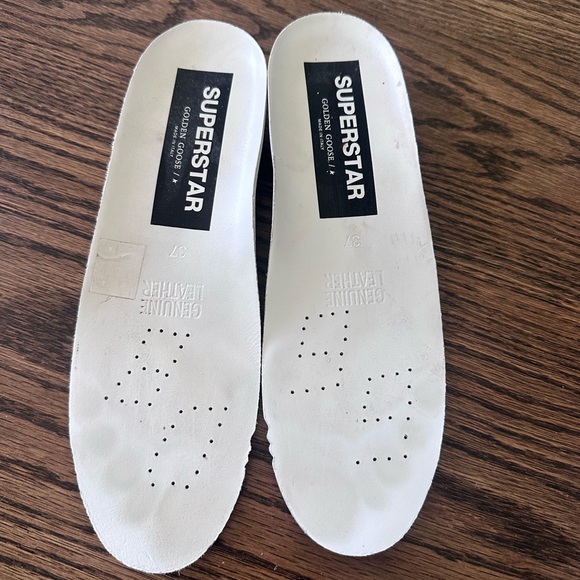 Golden goose - Picture 3 of 3